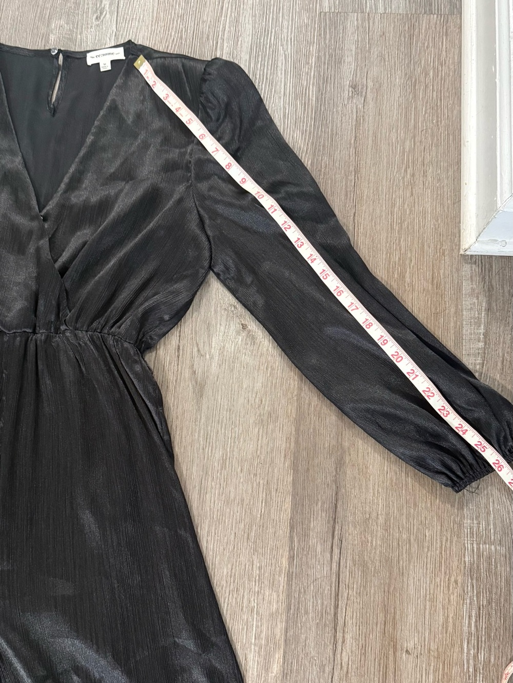 EESOME Black Satin Wide Leg Jumpsuit Puff Sleeve V-Neck | Medium - Picture 6 of 6